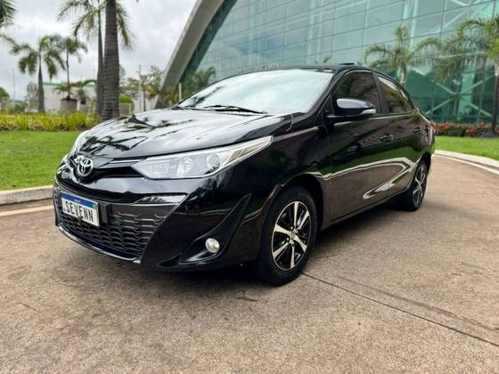 TOYOTA YARIS 1.5 16V FLEX SEDAN XLS CONNECT MULTIDRIVE TOYOTA YARIS 1.5 16V FLEX SEDAN XLS CONNECT MULTIDRIVE